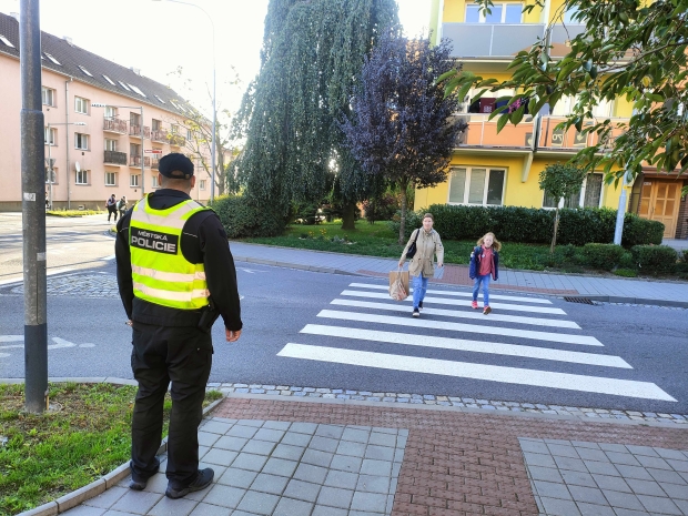 Bezpečně na přechodech Bezpečně na přechodech